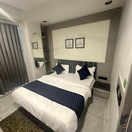 Hotel Asiana Sky Motera Ahmedabad Eksteriør billede