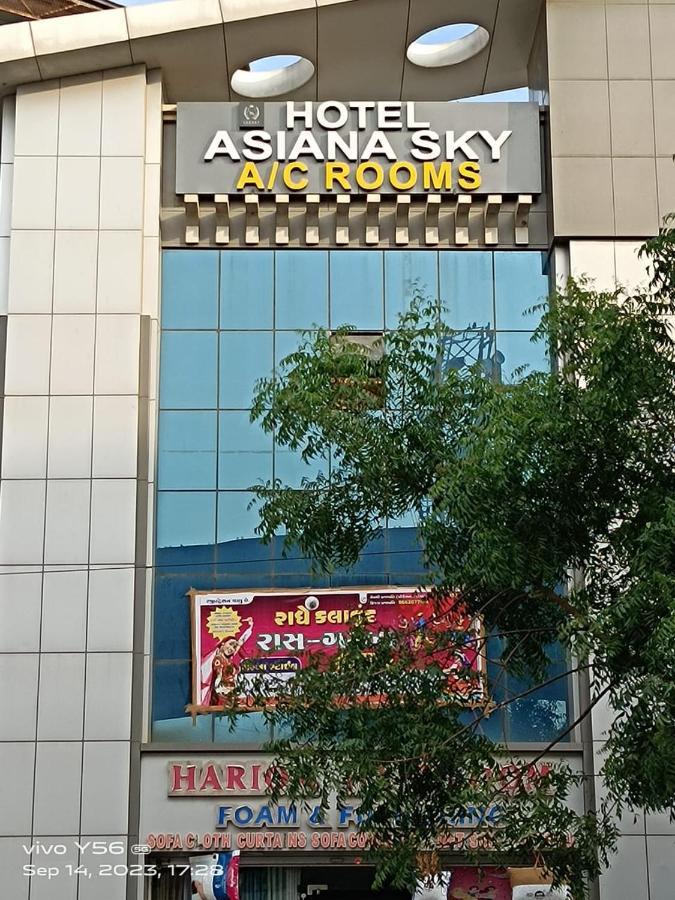 Hotel Asiana Sky Motera Ahmedabad Eksteriør billede